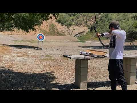 52 Inch Archery Traditional Laminated Takedown Recurve Bow For Outdoor Hunting Target Practice 20-50 lbs